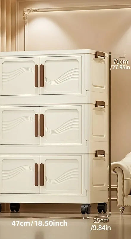 Cream storage tower with three tiers